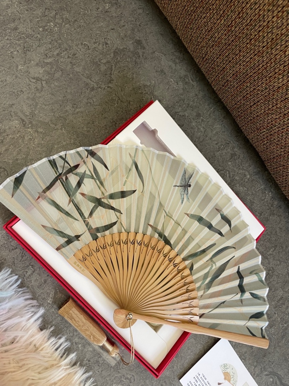 Forbidden City Culture Chinese Silk Scarf and Bamboo Fan Gift Set